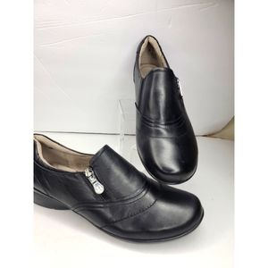 Naturalizer  - Black Leather Slip Ons